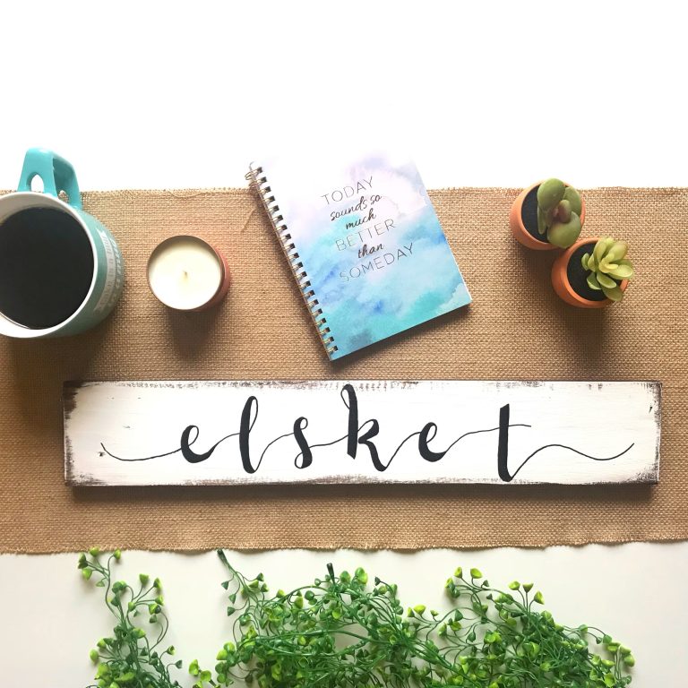 elsket-768x768.jpg